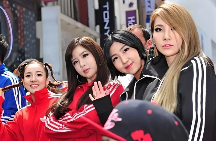 Photo of 2NE1