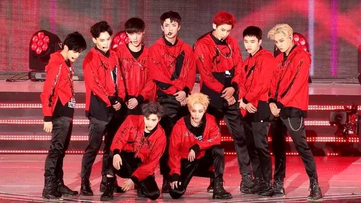 Photo of EXO