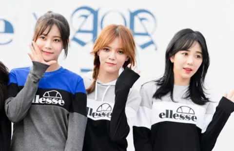 AOA 사진