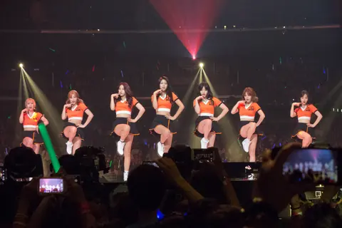 AOA 사진