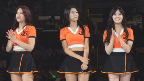 AOA 사진