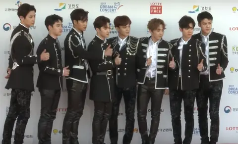 EXO 사진
