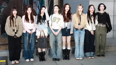 Hearts2Hearts 사진