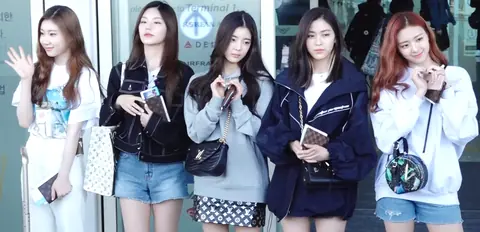 ITZY 사진