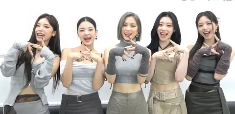 ITZY 사진