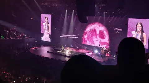 아이유 사진