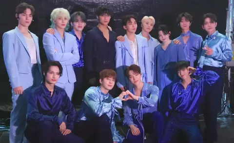 세븐틴 사진