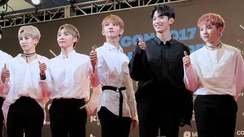 세븐틴 사진