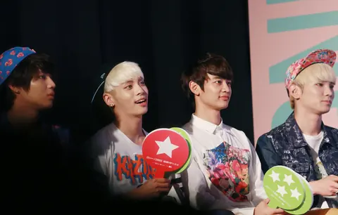 샤이니 사진
