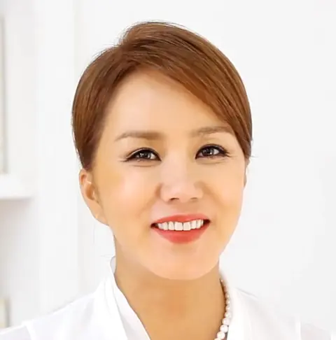엄정화 사진