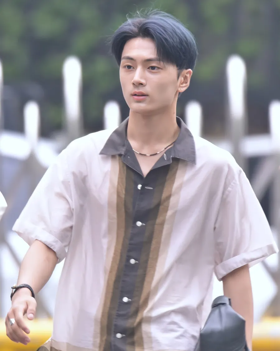 제이 사진