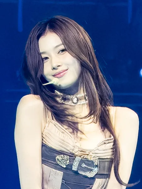 사나 사진