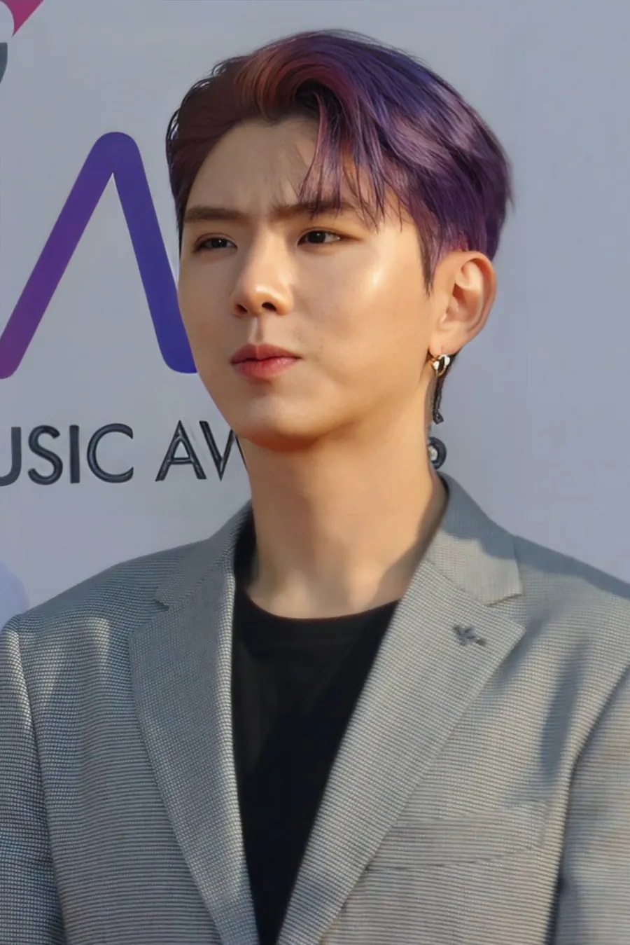 기현 사진