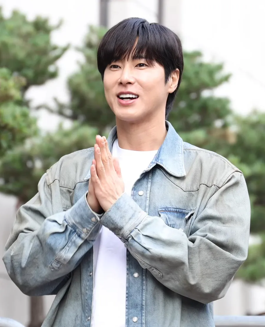 유노윤호 사진
