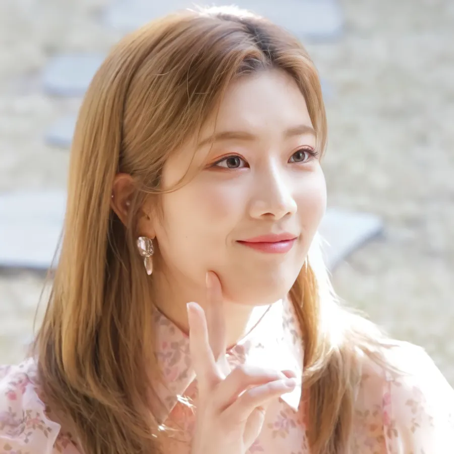 Photo of Kim Lip