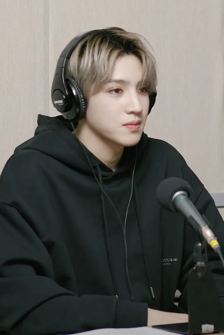 우석 (가수) 사진