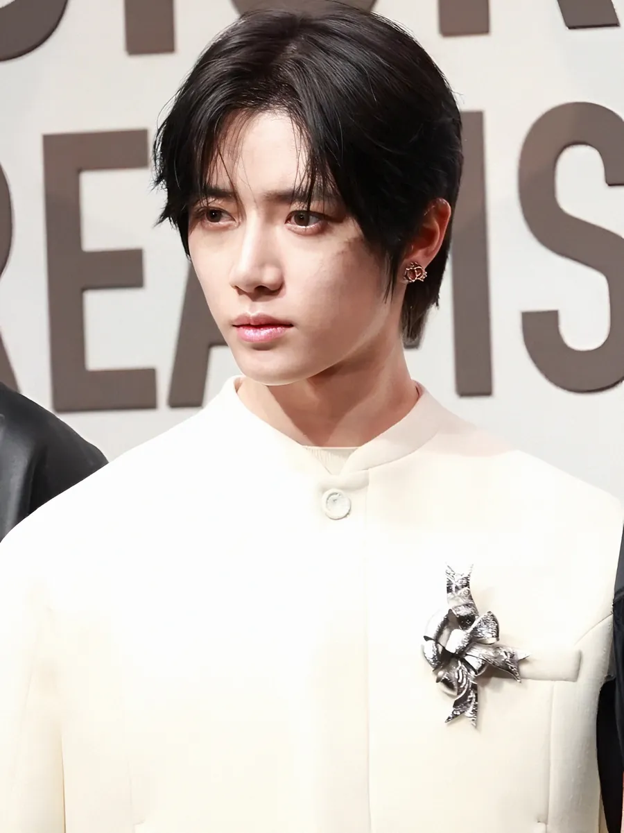 범규 사진