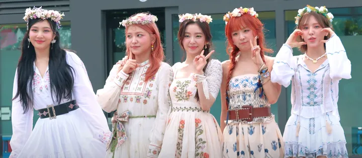 Photo of Red Velvet