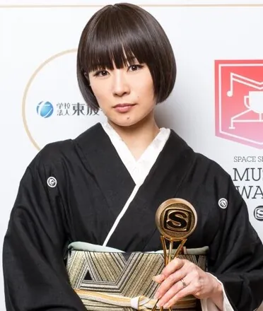 椎名林檎の写真