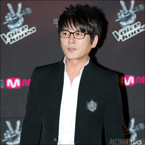 신승훈 사진