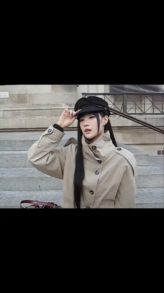 "Rise and shine upper east siders its officially fall"