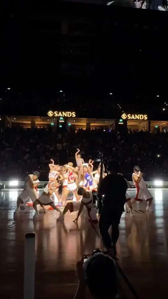 KiiiKiii takes the court 🏀