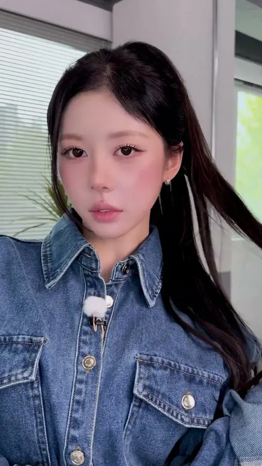 ⁺‧₊ That's My Model Face 😎 #HyeRin #Xinyu