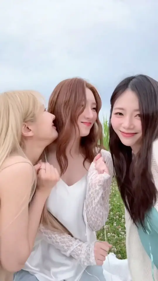 [📹] Plan something cute, ok? ☺️