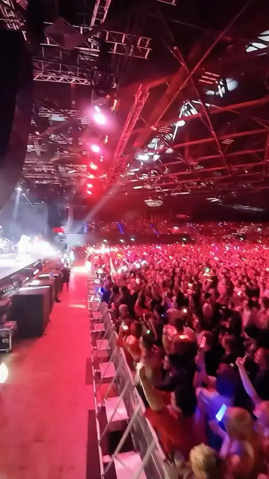 『LiVE is Smile Always〜15〜(iCHiNiTSUiTE GO)』in Düsseldorf