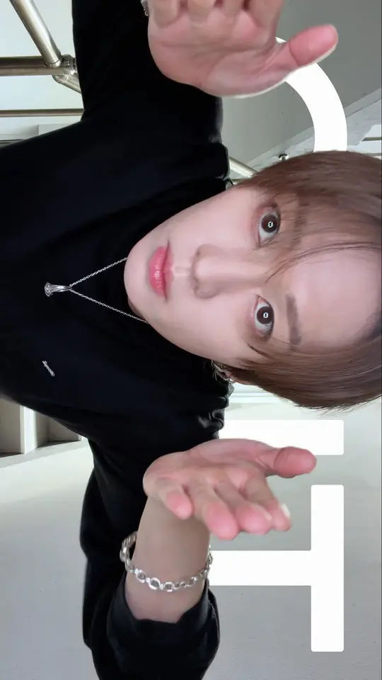 𝗜𝗻𝘀𝗶𝗱𝗲 𝗢𝘂𝘁