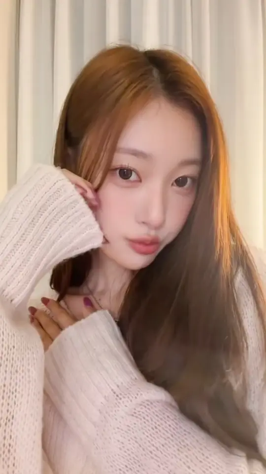 처음 느낌 그대로 늘 𝒍𝒐𝒗𝒆 𝒎𝒆 𝒎𝒐𝒓𝒆 🫶