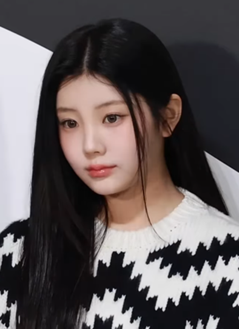 ILLIT 화보